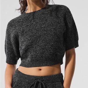 NWOT - alo yoga Marl crew sweater S//S size Medium in black marl